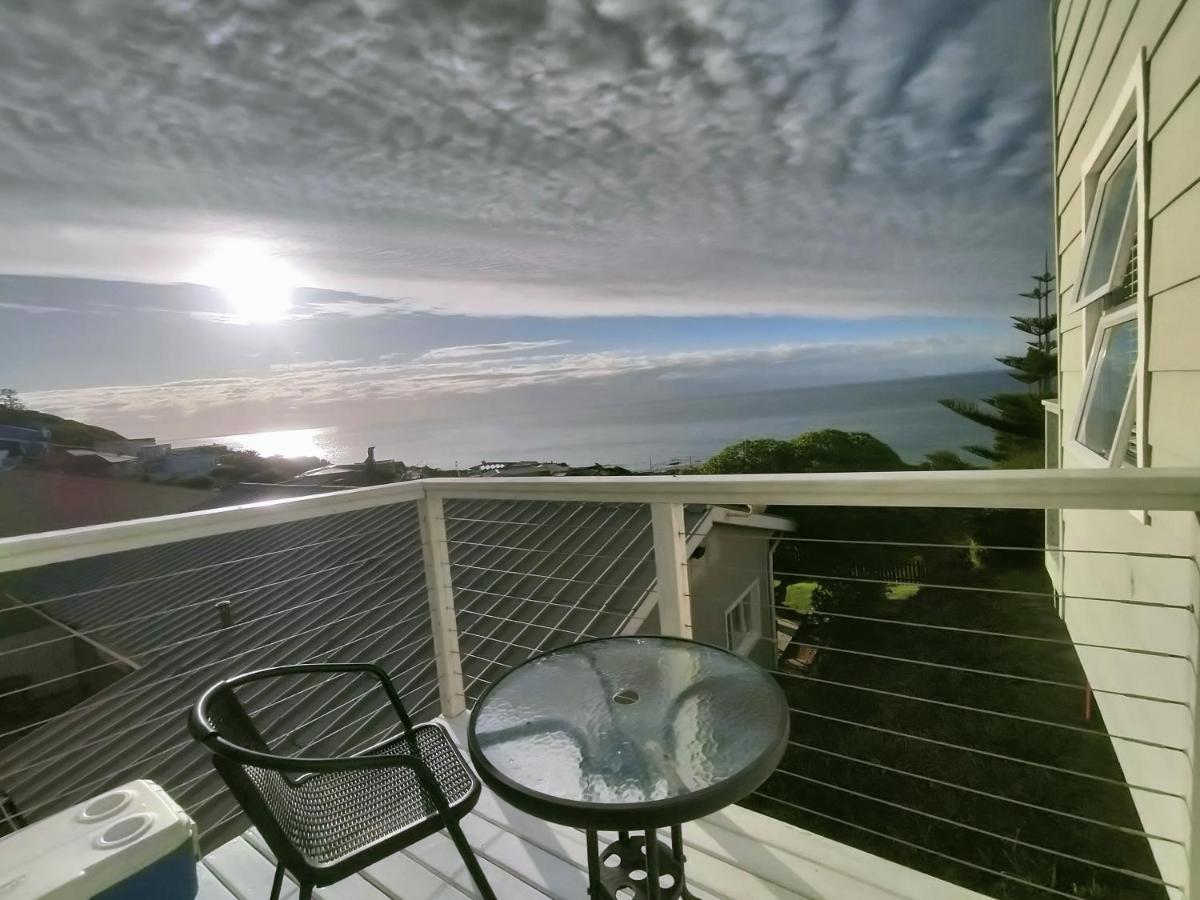 ホテル De La Hilcremat Simonʼs Town エクステリア 写真