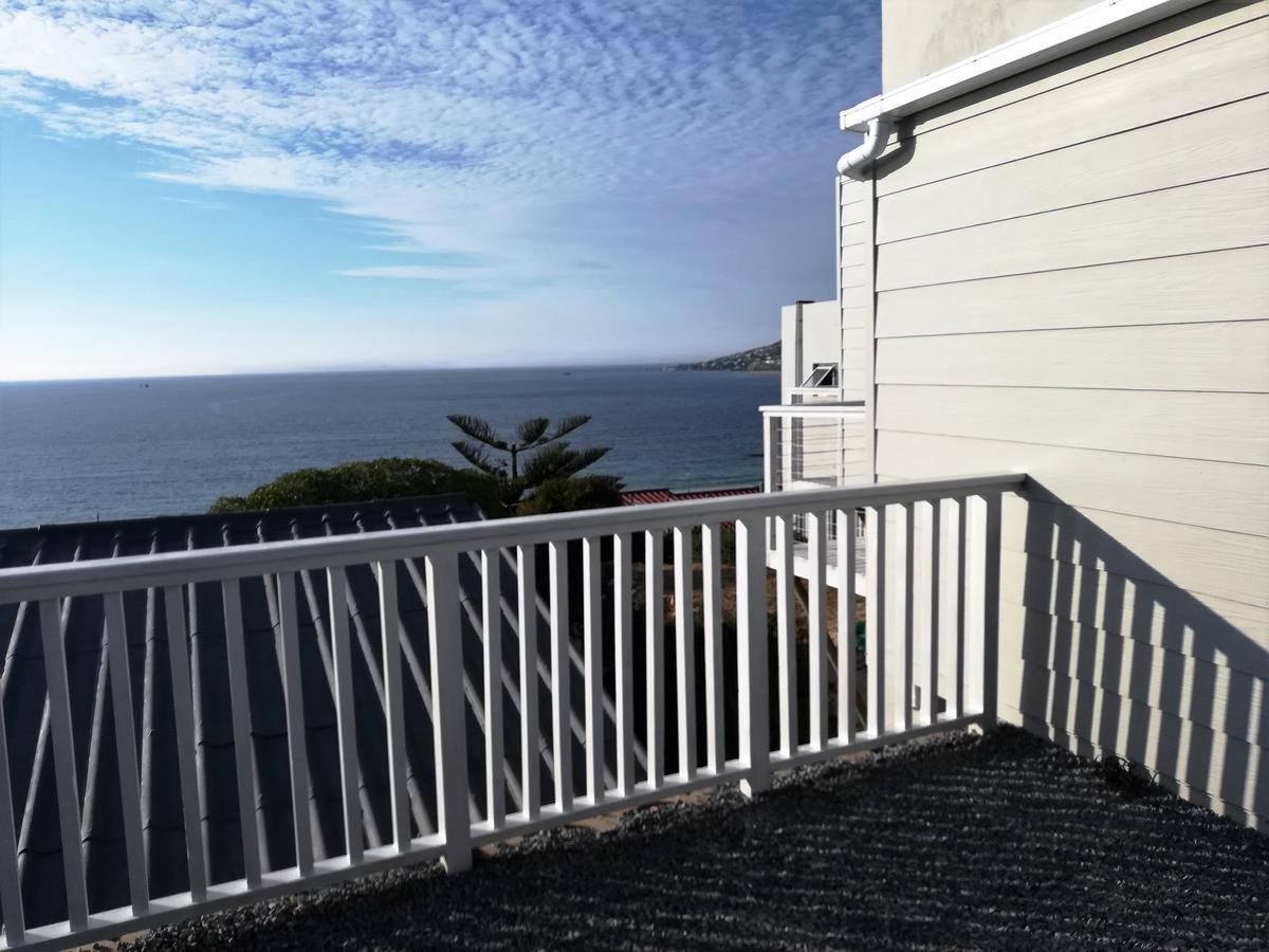 ホテル De La Hilcremat Simonʼs Town エクステリア 写真